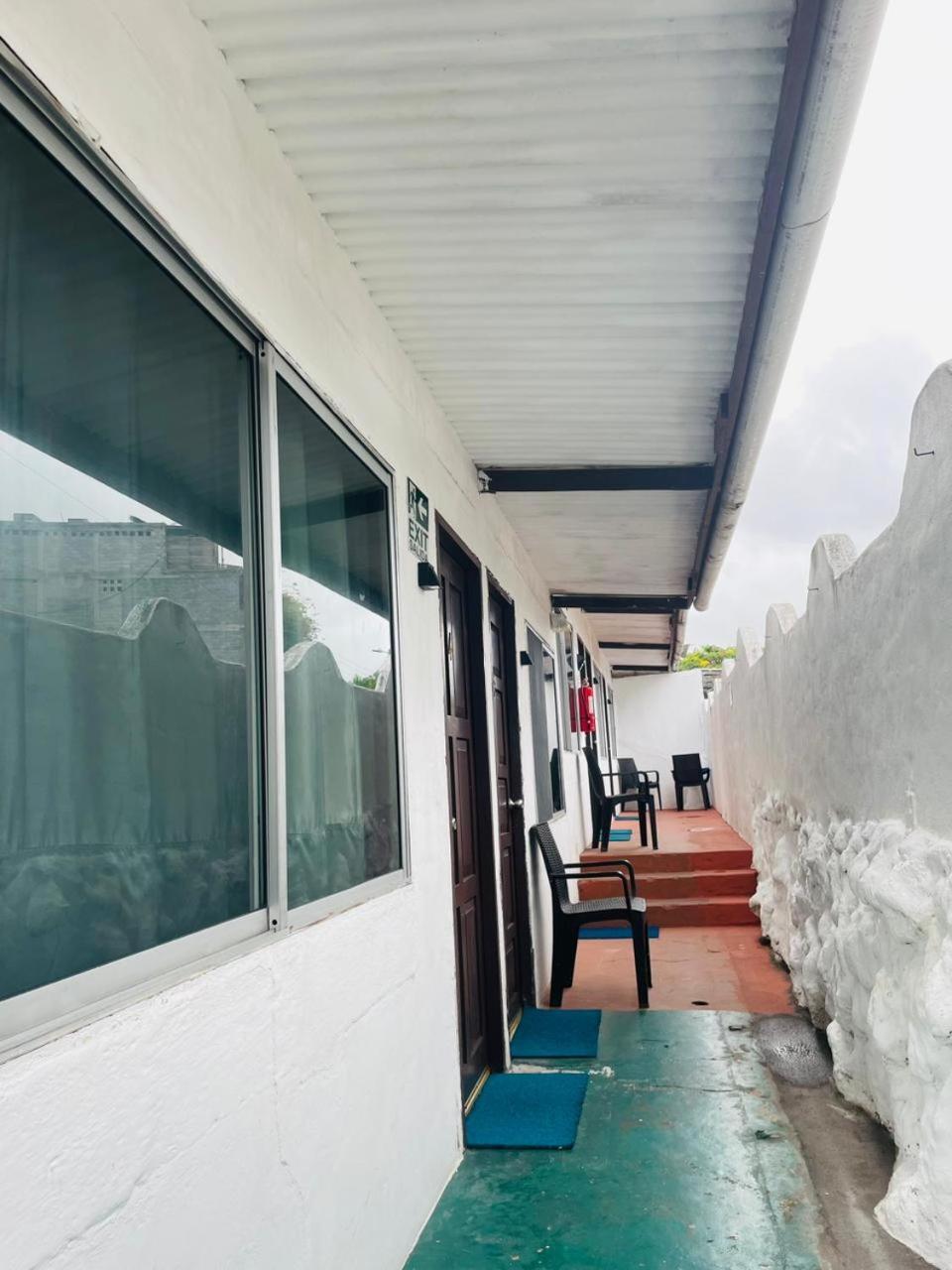 Hostal Darwin Puerto Ayora  Eksteriør billede